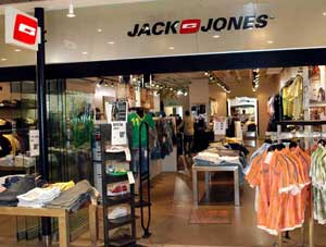 Støv God følelse Sørge over Jack & Jones Modetøj Butikker Helsingør Tøjforretninger Herretøj Dametøj i  Bycentret